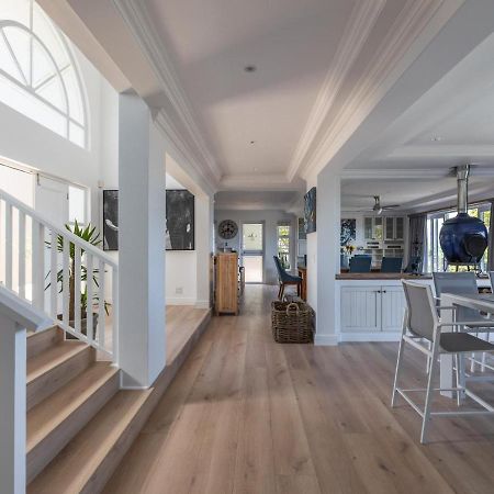 Luna Blue Off-Grid Guesthouse プレッテンバーグ・ベイ エクステリア 写真